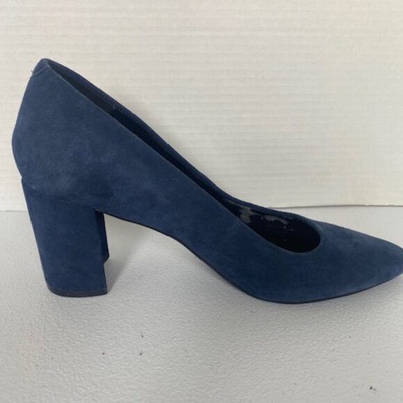 Aerosoles Martha Stewart Bette Navy Suede Leather Block Heel Classic Pump - Picture 10 of 16